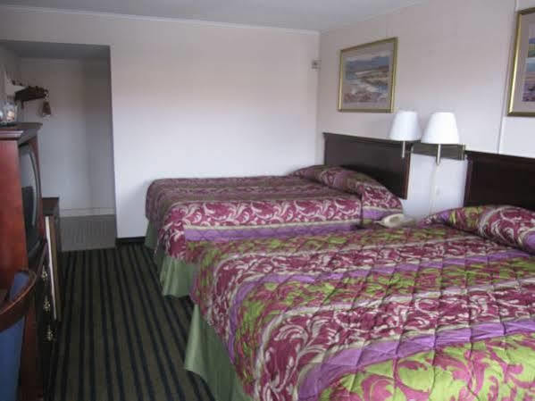 Motel & Amherst